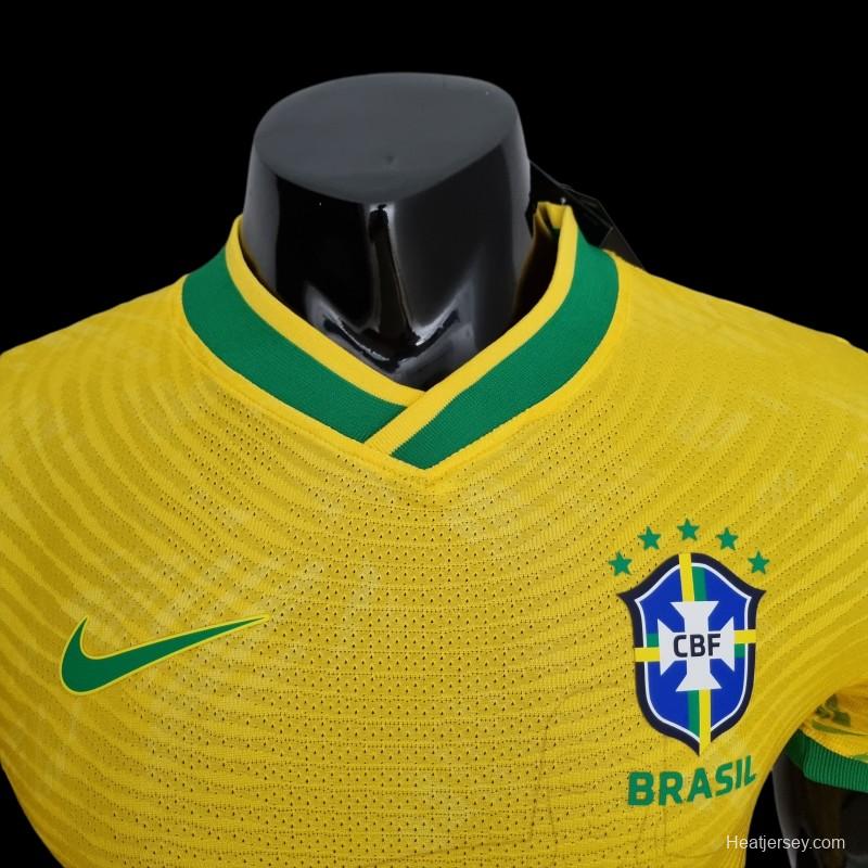 Player Version 2022 Brazil Classic Yellow