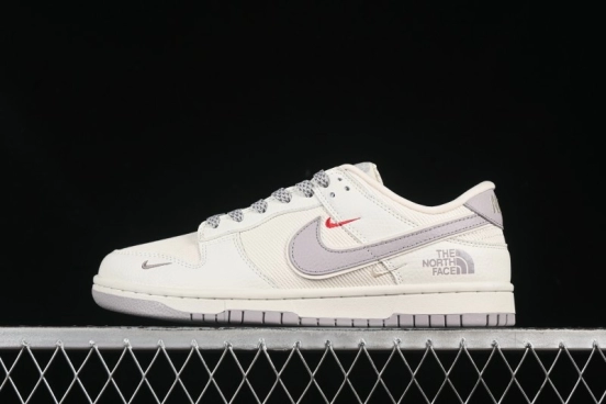 Nike SB Dunk Low The North Face Collaboration Anniversary Edition Customized Low-Top Casual Skate Shoes - SC9207-413